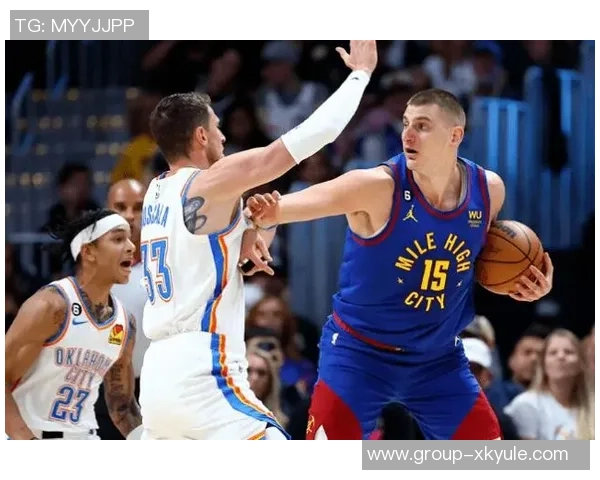 约基奇化身魔术师亚历山大与杨在费城的精彩对决